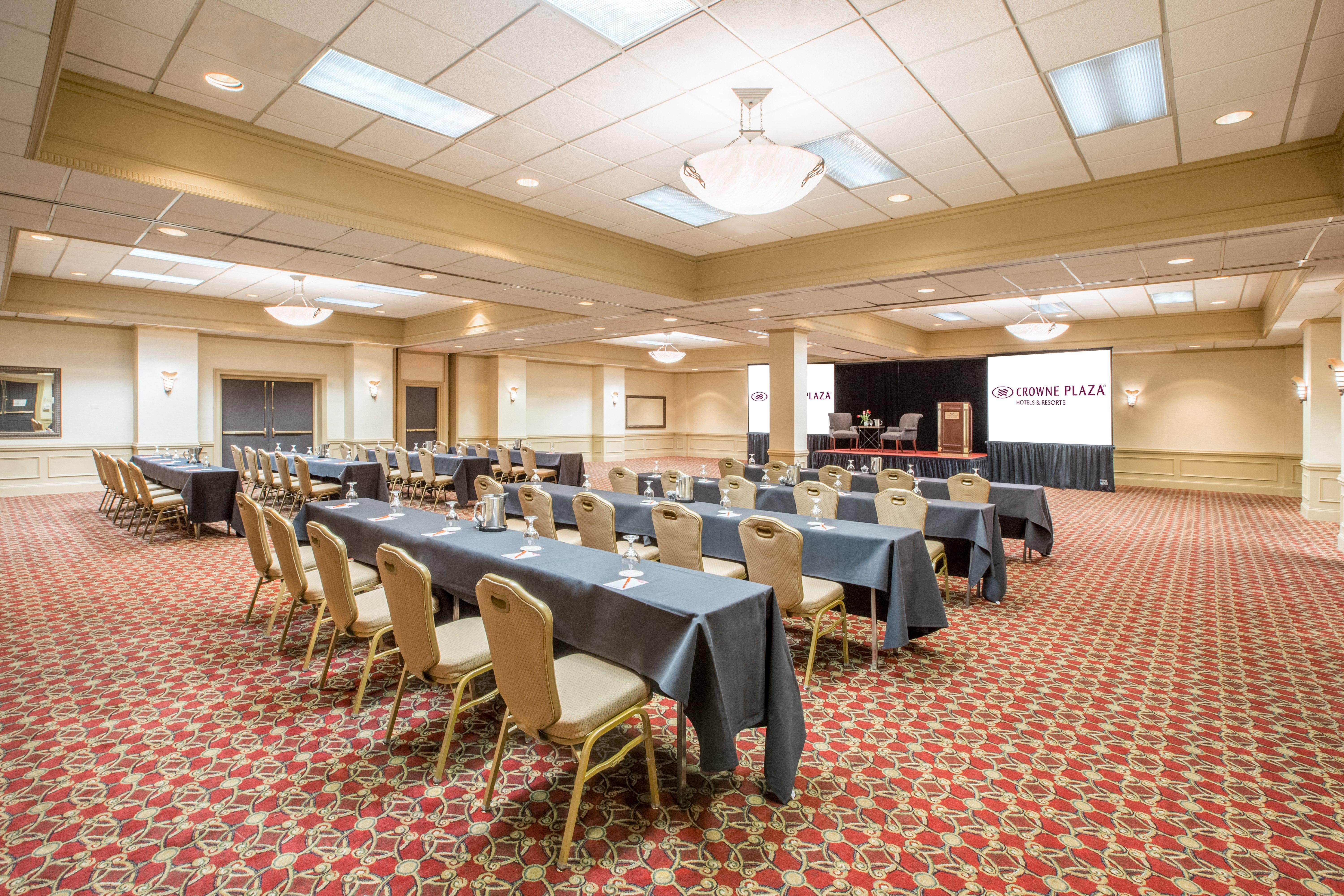 Crowne Plaza Cleveland Airport By Ihg Hotel Middleburg Heights Ngoại thất bức ảnh