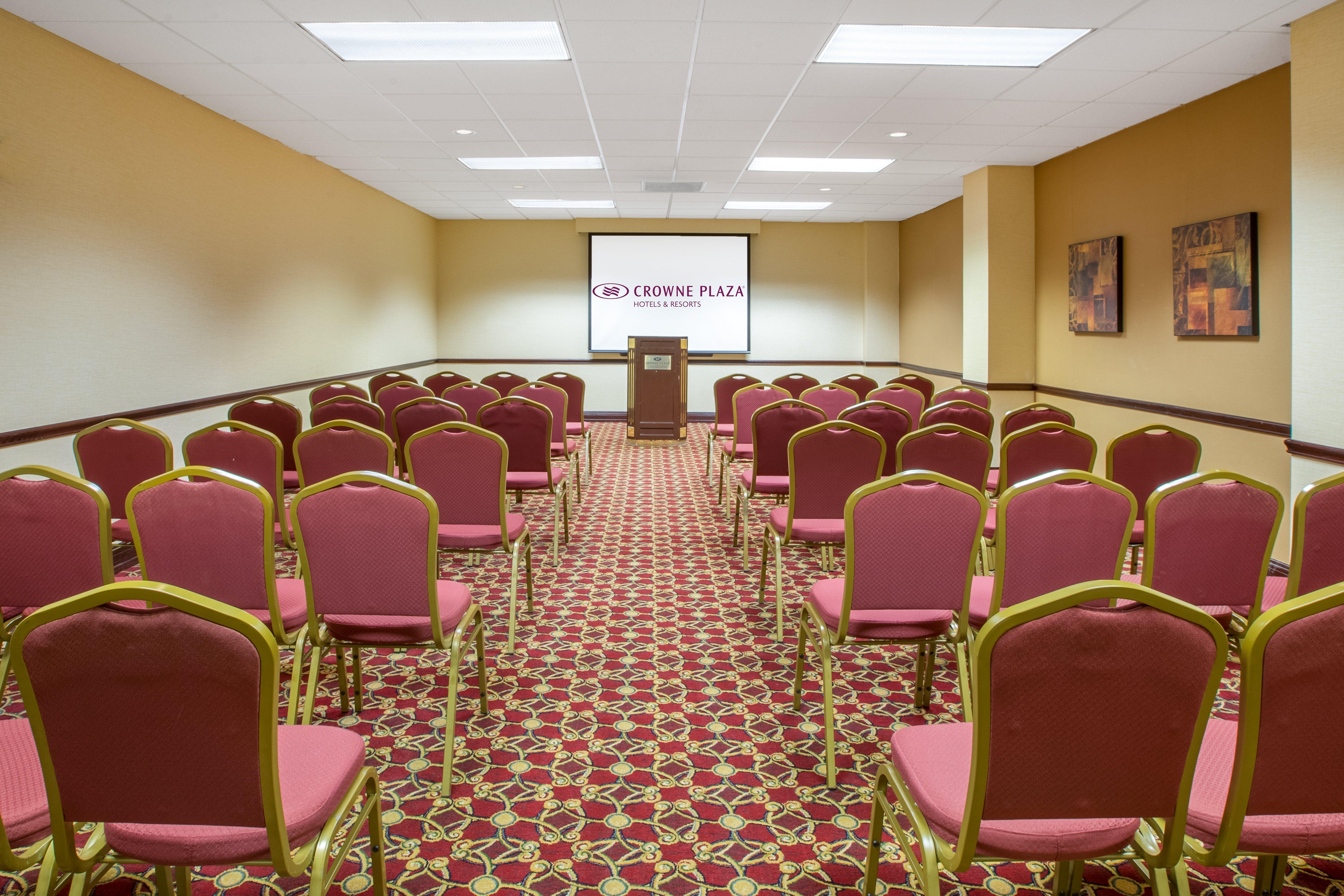 Crowne Plaza Cleveland Airport By Ihg Hotel Middleburg Heights Ngoại thất bức ảnh