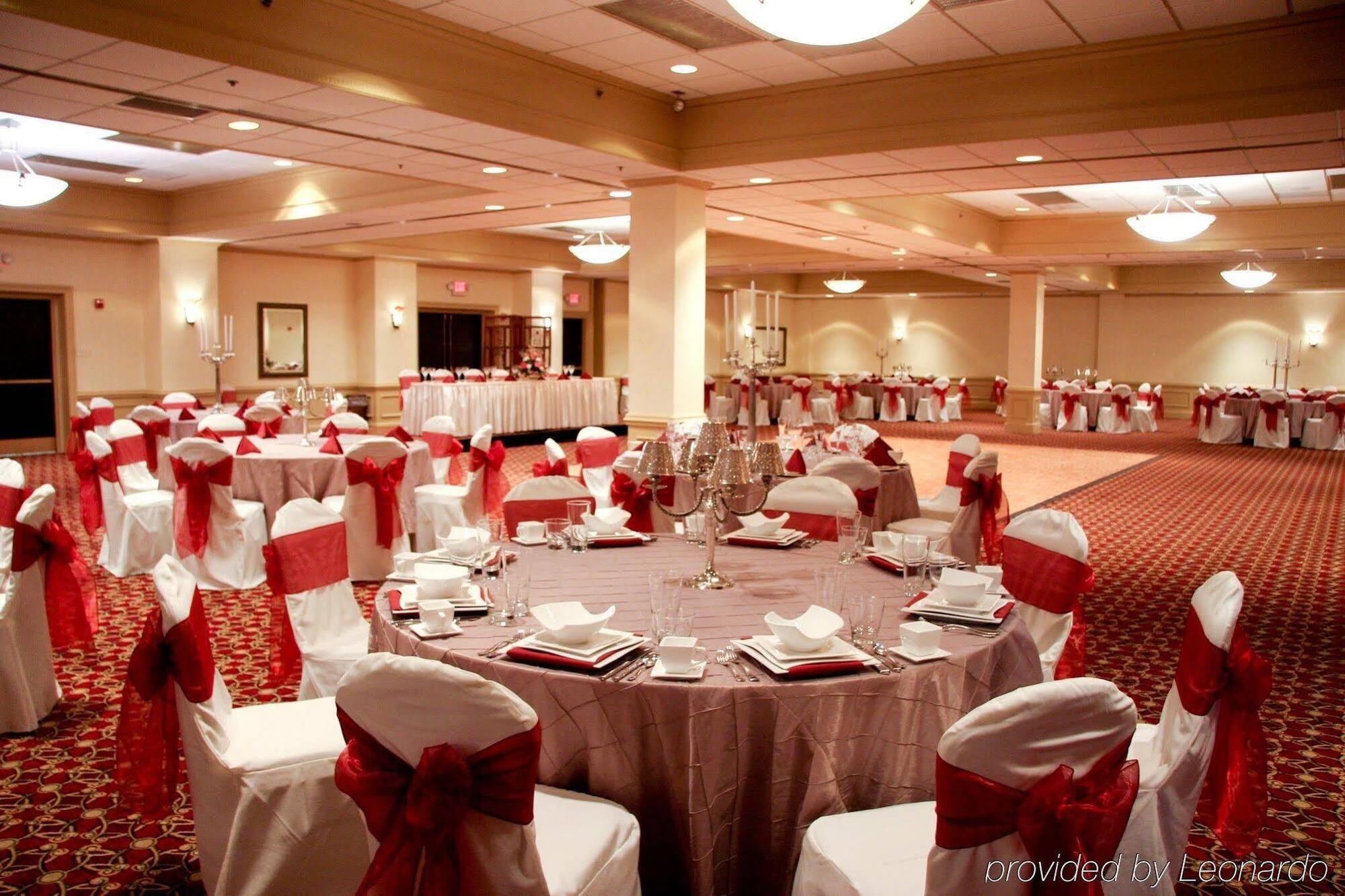 Crowne Plaza Cleveland Airport By Ihg Hotel Middleburg Heights Ngoại thất bức ảnh